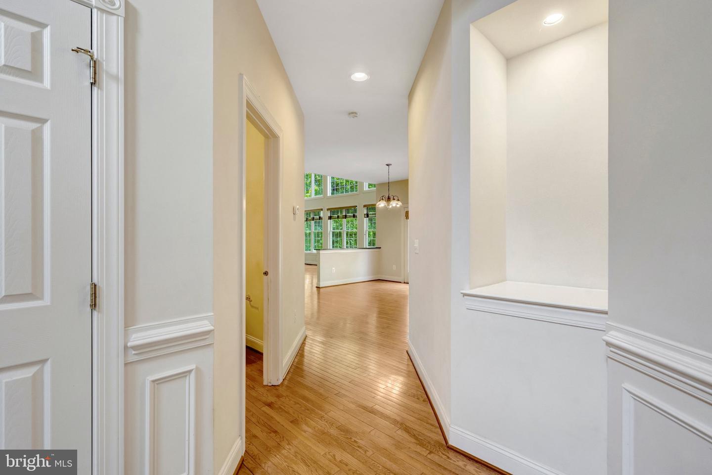 Haymarket, Virginia, 20169, United States, 5 Bedrooms Bedrooms, ,5 BathroomsBathrooms,Residential,Pending,2031766