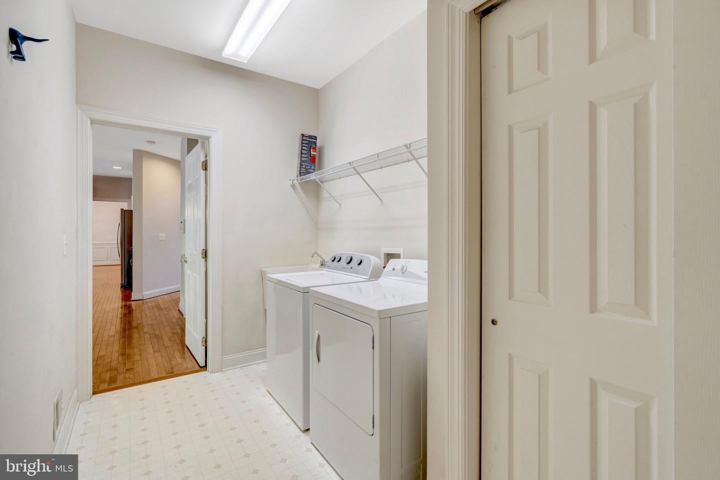 Haymarket, Virginia, 20169, United States, 5 Bedrooms Bedrooms, ,5 BathroomsBathrooms,Residential,Pending,2031766