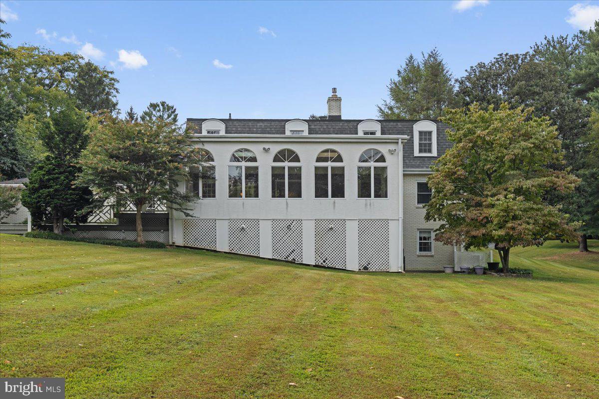 Great Falls, Virginia, 22066, United States, 5 Bedrooms Bedrooms, ,3 BathroomsBathrooms,Residential,Active,1941376