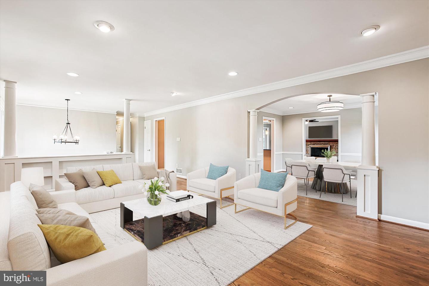 Arlington, Virginia, 22202, United States, 5 Bedrooms Bedrooms, ,3 BathroomsBathrooms,Residential,Active,1926909