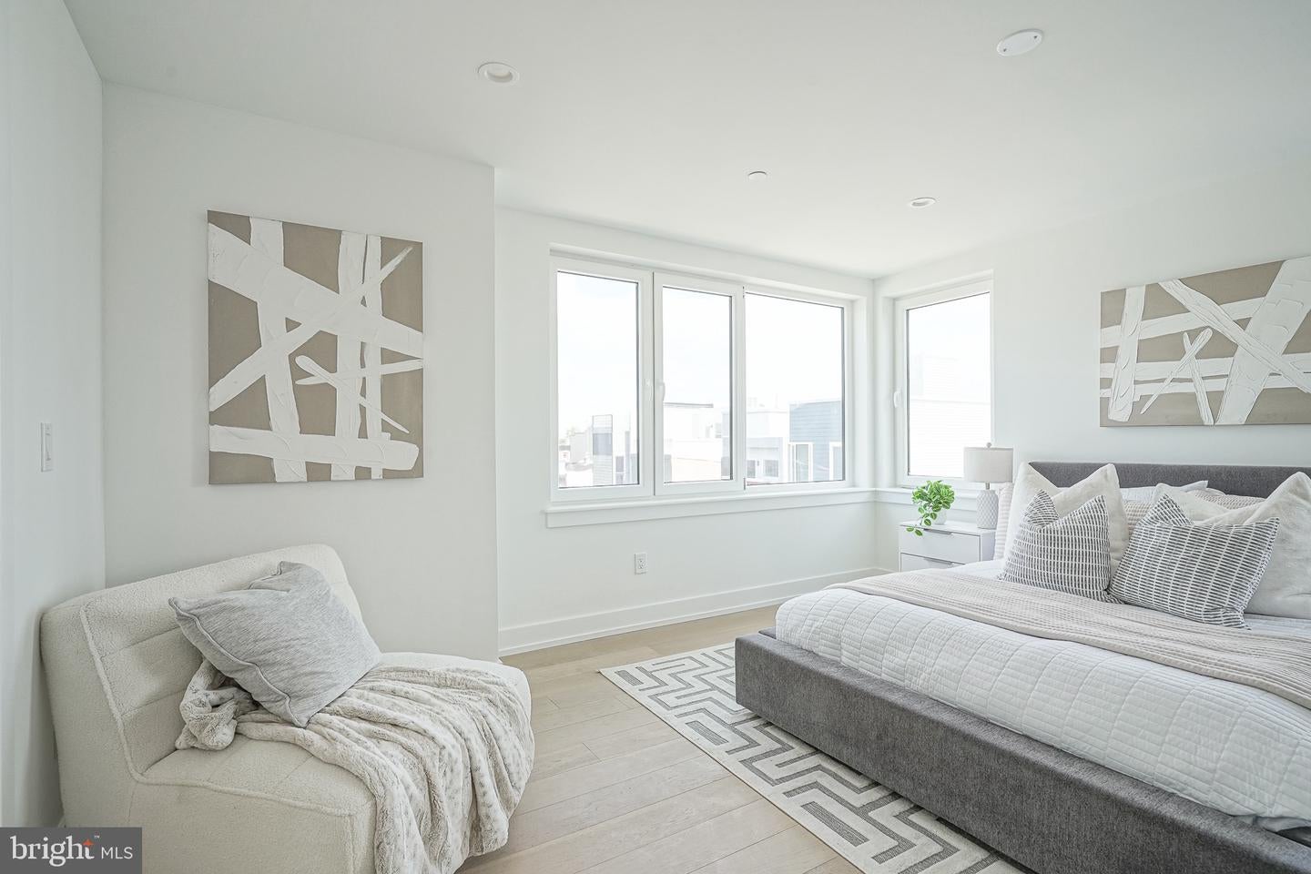 Philadelphia, Pennsylvania, 19125, United States, 4 Bedrooms Bedrooms, ,5 BathroomsBathrooms,Residential,Active,2045558