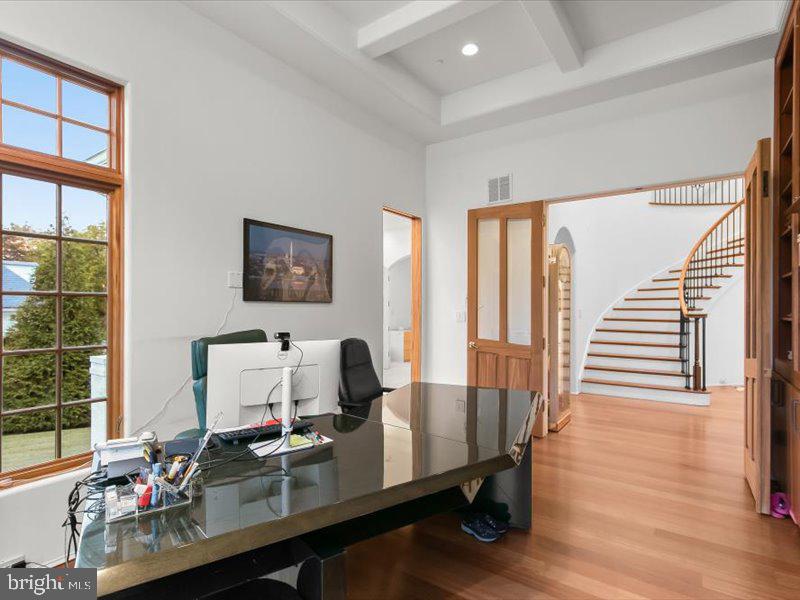 Potomac, Maryland, 20854, United States, 6 Bedrooms Bedrooms, ,7 BathroomsBathrooms,Residential,Active,1927645