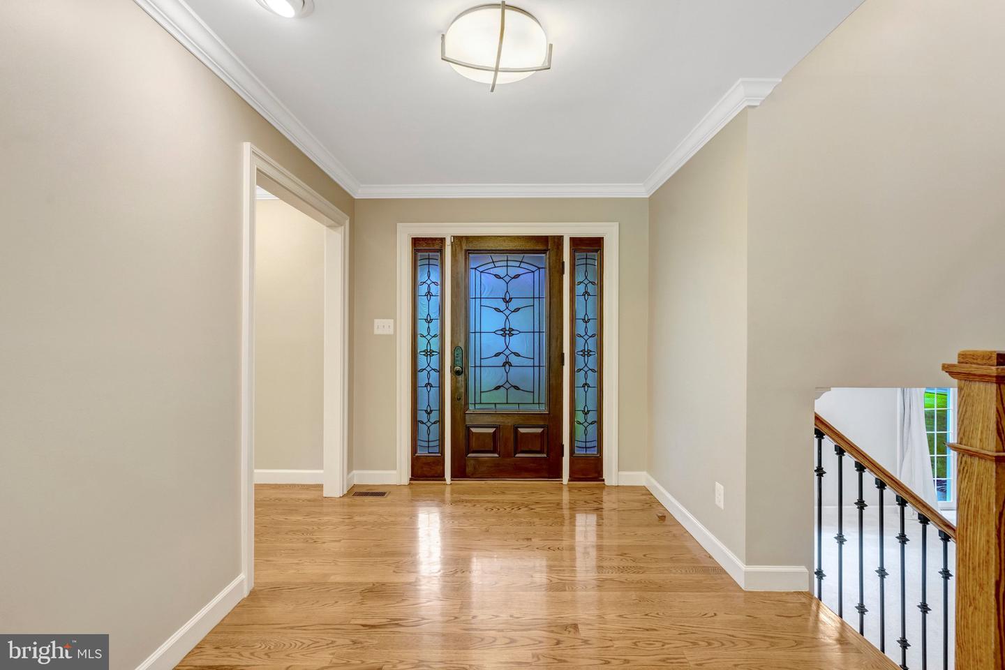 Fairfax, Virginia, 22030, United States, 4 Bedrooms Bedrooms, ,3 BathroomsBathrooms,Residential,Active,2045005