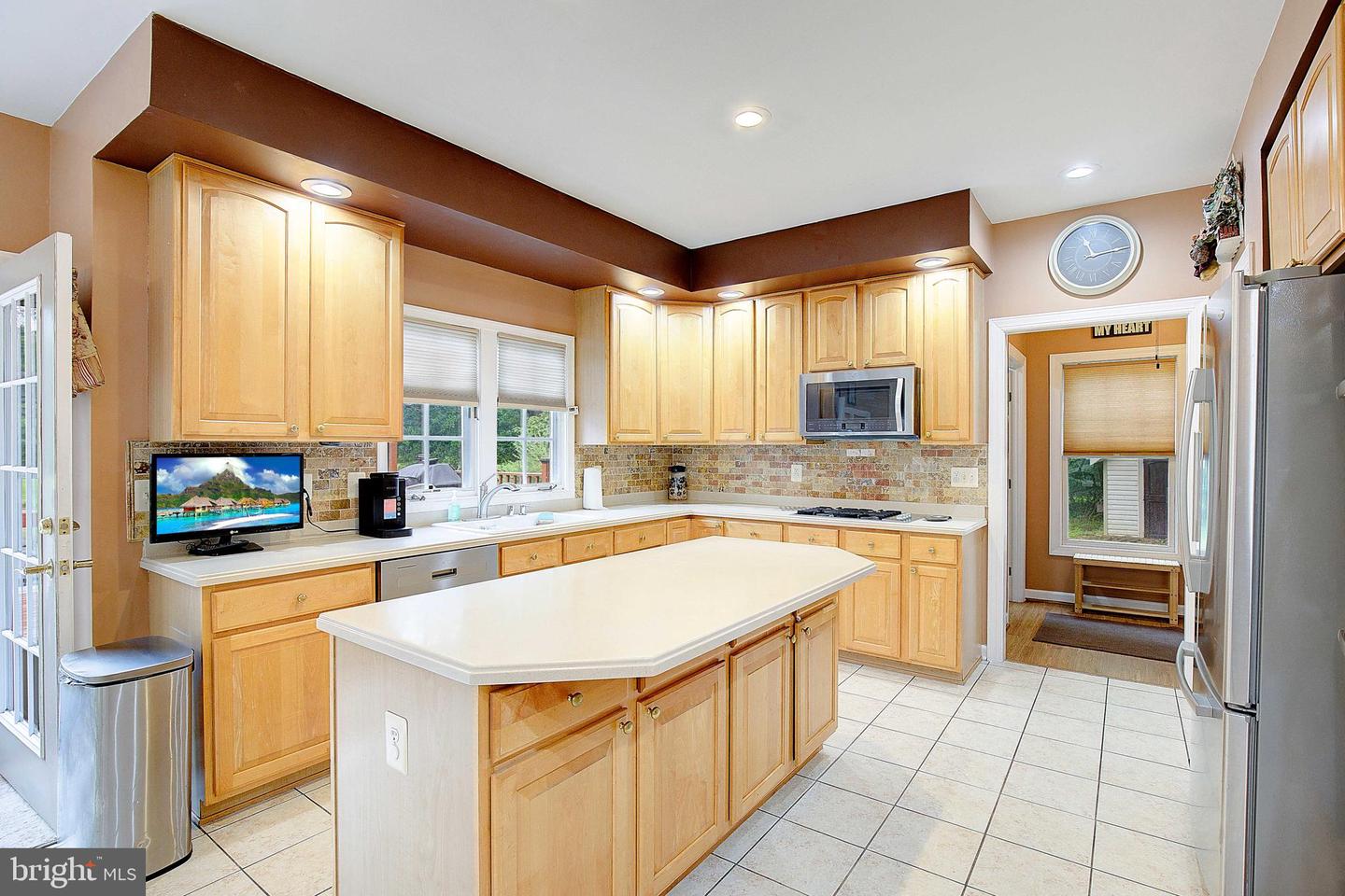 Gambrills, Maryland, 21054, United States, 5 Bedrooms Bedrooms, ,4 BathroomsBathrooms,Residential,Active,1897993