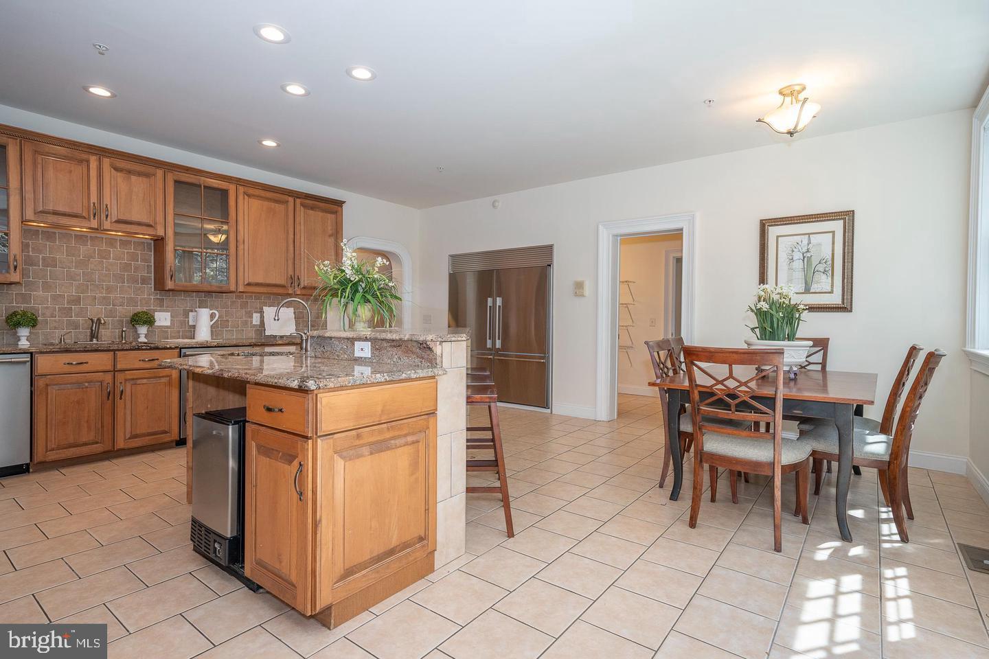 Newtown Square, Pennsylvania, 19073, United States, 5 Bedrooms Bedrooms, ,7 BathroomsBathrooms,Residential,Active,1820371