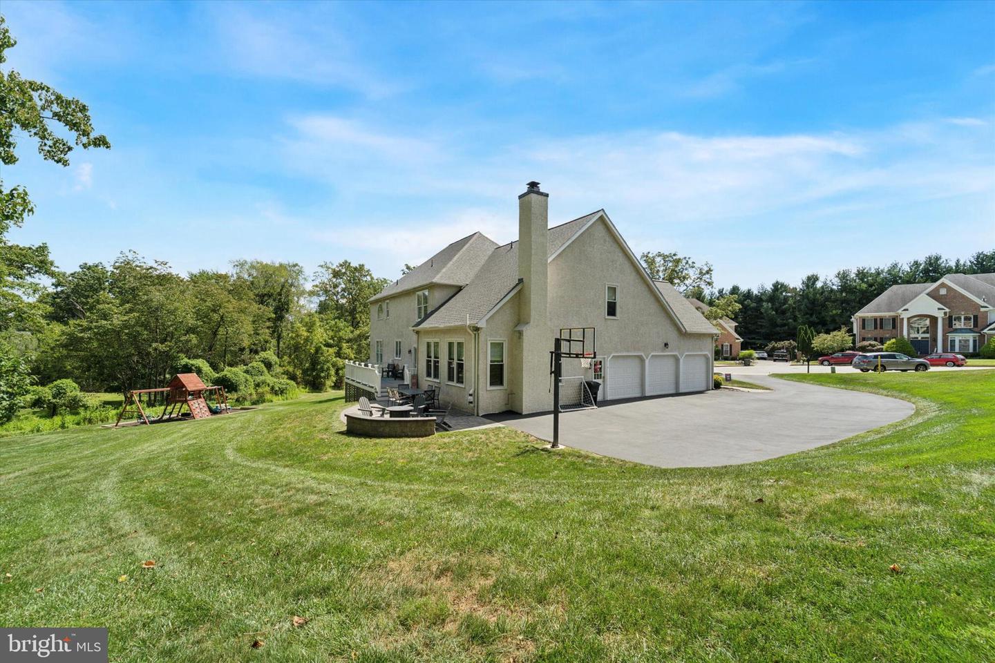 Broomall, Pennsylvania, 19008, United States, 4 Bedrooms Bedrooms, ,3 BathroomsBathrooms,Residential,Active,1934780