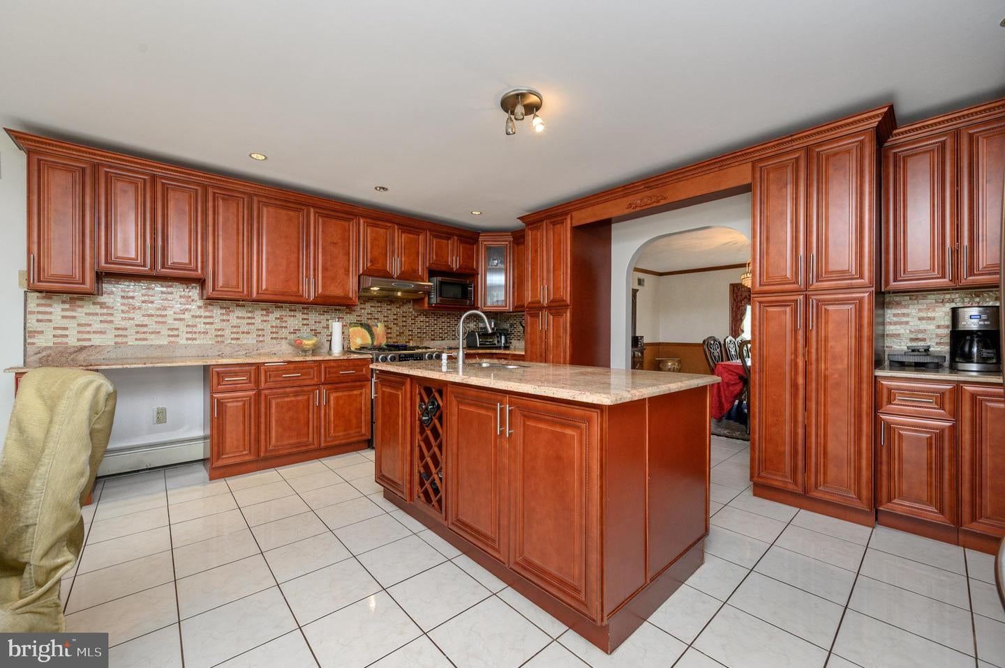 Monmouth Junction, New Jersey, 08852, United States, 5 Bedrooms Bedrooms, ,5 BathroomsBathrooms,Residential,Active,1987239