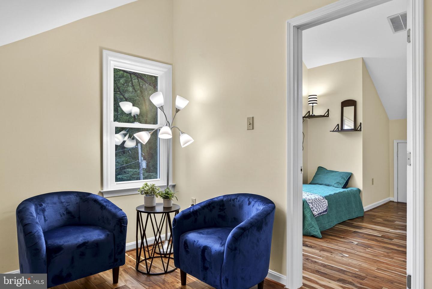 Lovettsville, Virginia, 20180, United States, ,2 BathroomsBathrooms,Residential,Active,1954034