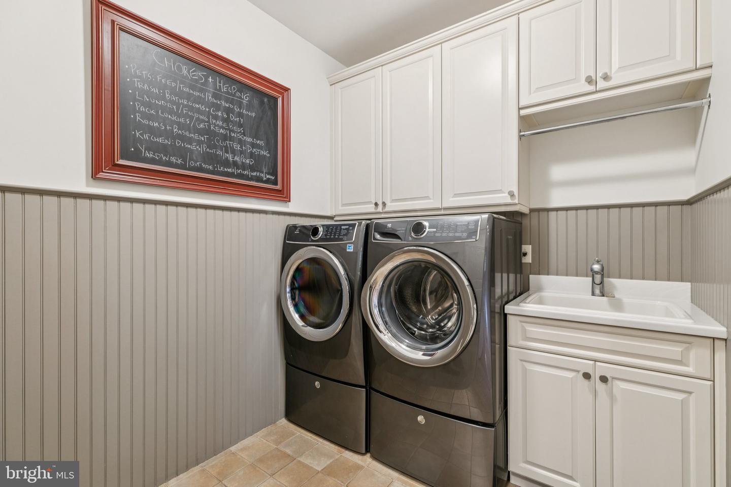 Washington Crossing, Pennsylvania, 18977, United States, 4 Bedrooms Bedrooms, ,5 BathroomsBathrooms,Residential,Contingent,1993615