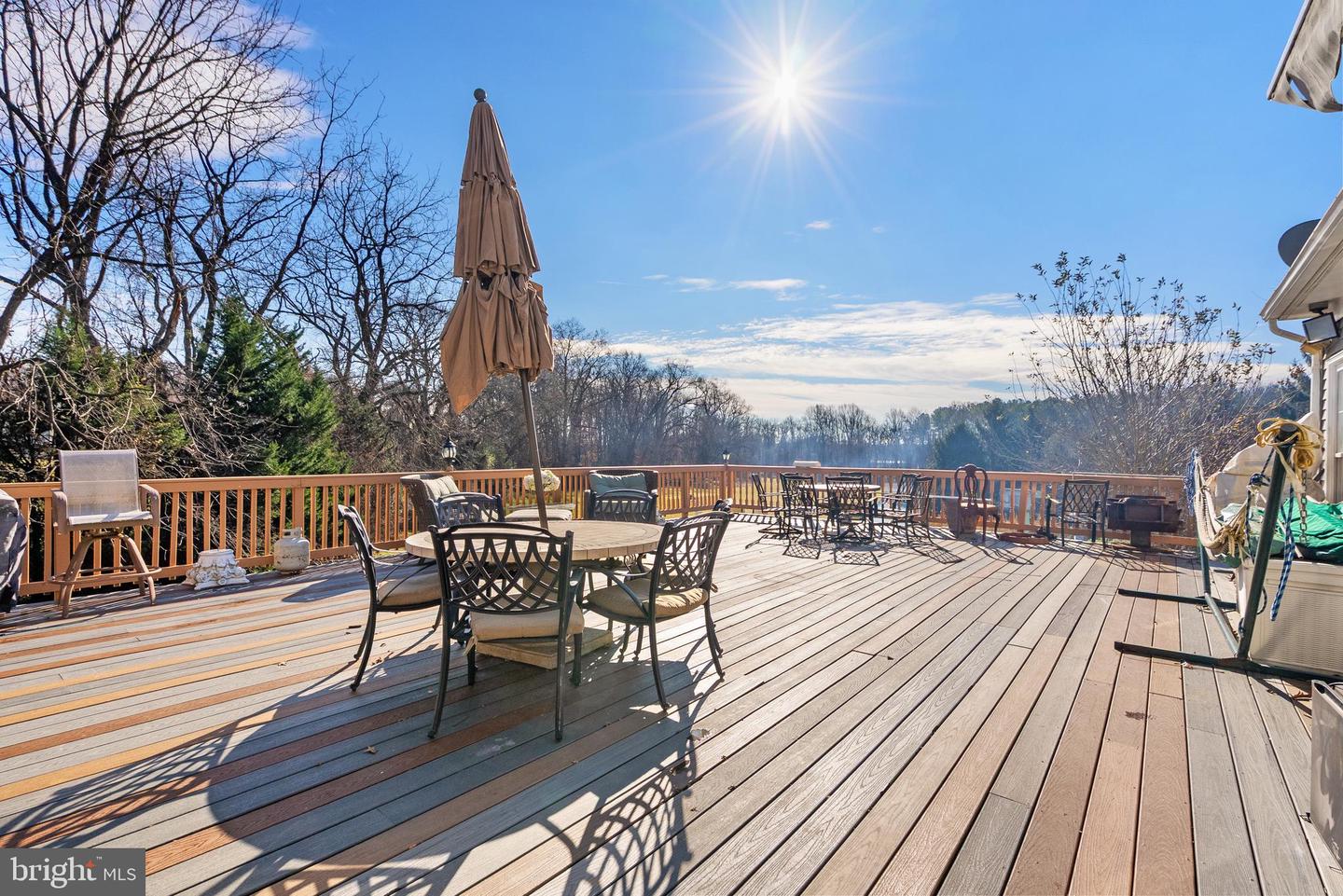 Gaithersburg, Maryland, 20879, United States, 5 Bedrooms Bedrooms, ,5 BathroomsBathrooms,Residential,Active,1999190