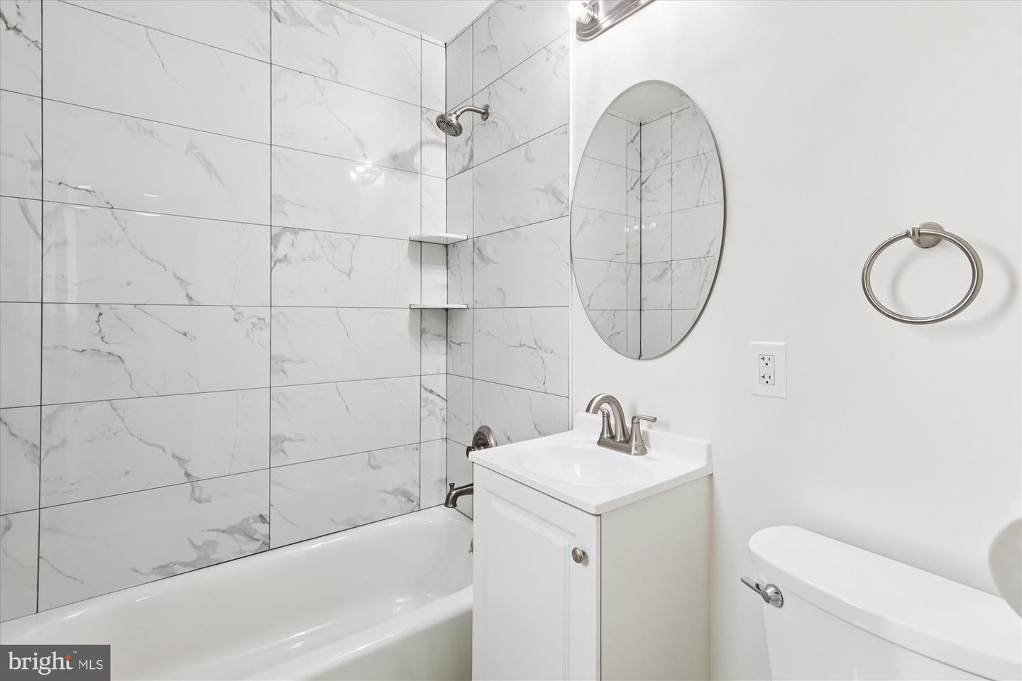 Arlington, Virginia, 22207, United States, 3 Bedrooms Bedrooms, ,3 BathroomsBathrooms,Residential,Active,2012923