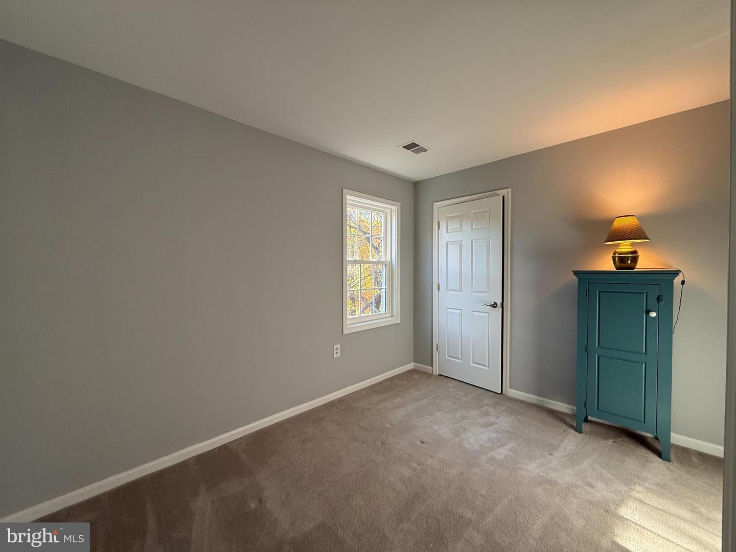 Herndon, Virginia, 20171, United States, 5 Bedrooms Bedrooms, ,3 BathroomsBathrooms,Residential,Active,1961930