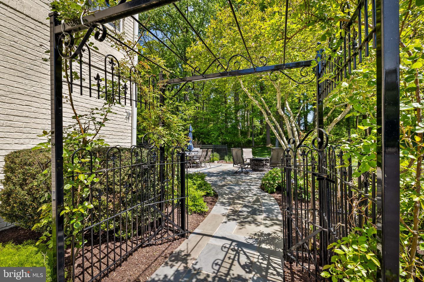 Ellicott City, Maryland, 21042, United States, 5 Bedrooms Bedrooms, ,5 BathroomsBathrooms,Residential,Active,2044187