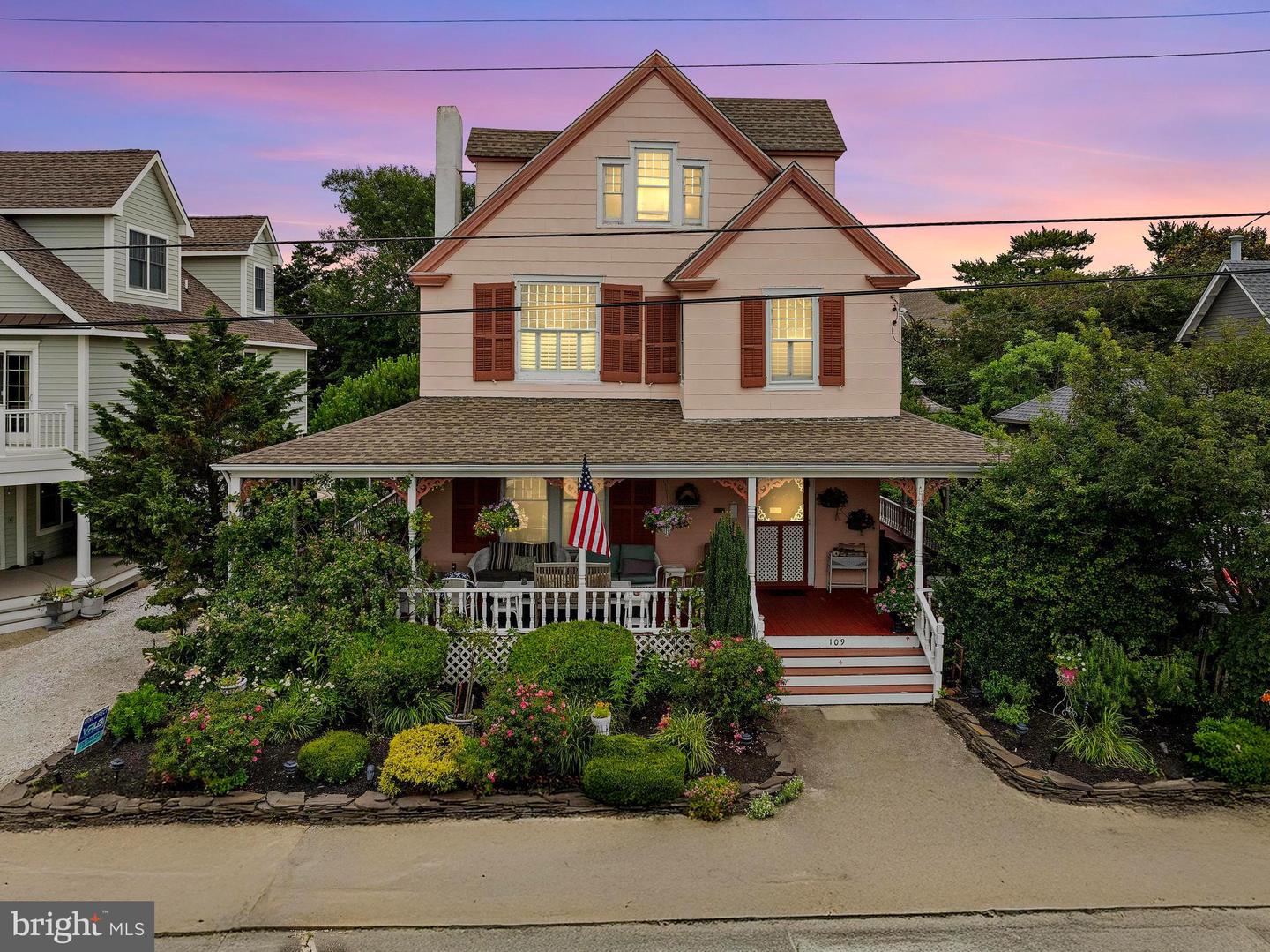 Beach Haven, New Jersey, 08008, United States, 8 Bedrooms Bedrooms, ,5 BathroomsBathrooms,Residential,Active,1933869