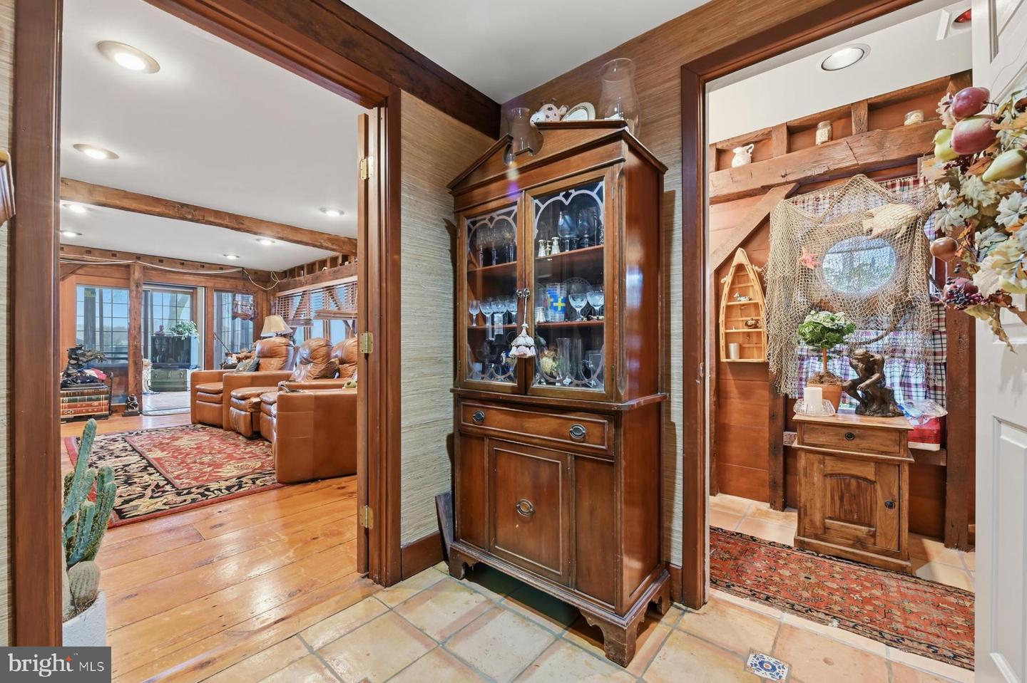 Queenstown, Maryland, 21658, United States, 4 Bedrooms Bedrooms, ,3 BathroomsBathrooms,Residential,Active,1998763