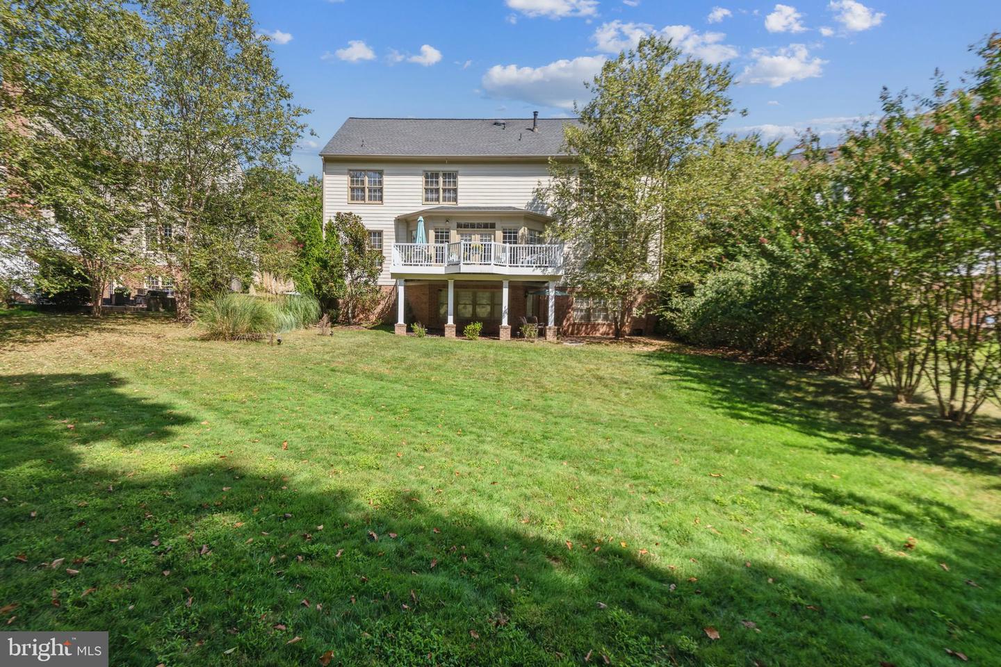 Woodbridge, Virginia, 22192, United States, 5 Bedrooms Bedrooms, ,5 BathroomsBathrooms,Residential,Active,2045542