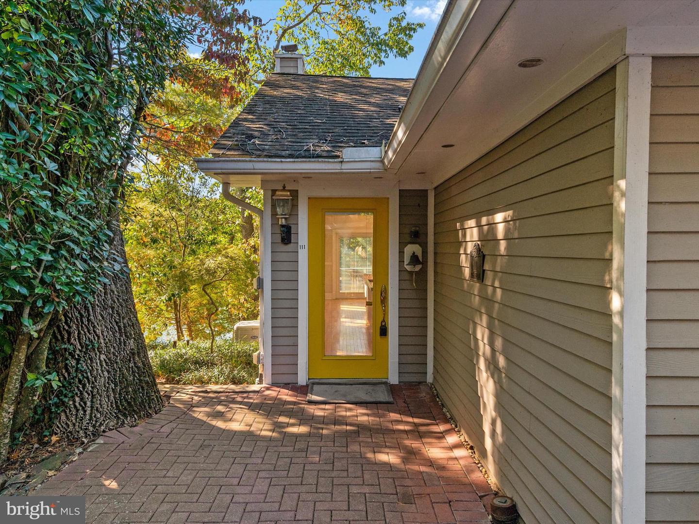 Edgewater, Maryland, 21037, United States, 3 Bedrooms Bedrooms, ,4 BathroomsBathrooms,Residential,Active,1965993