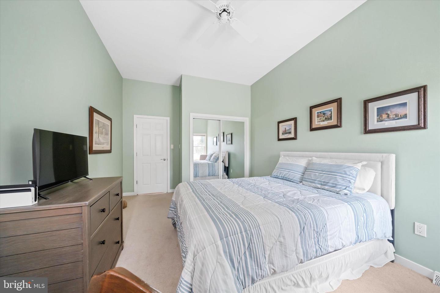 Chesapeake City, Maryland, 21915, United States, 3 Bedrooms Bedrooms, ,4 BathroomsBathrooms,Residential,Active,1914604