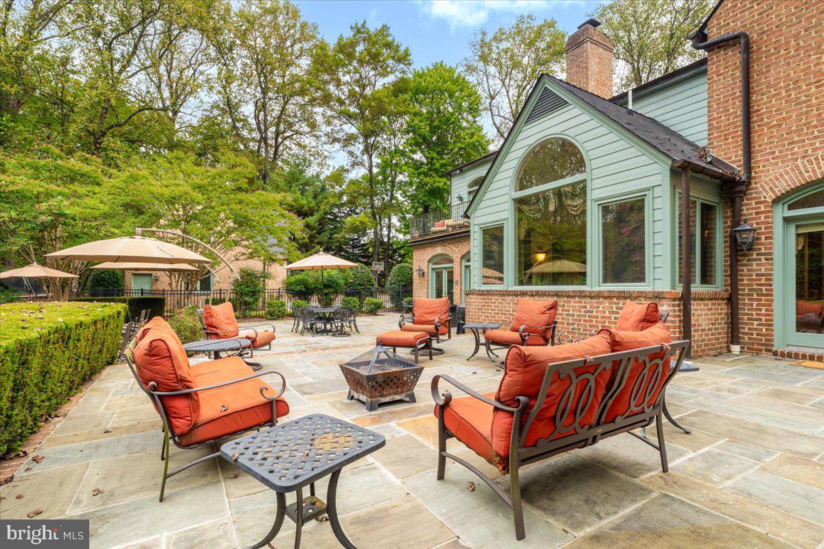 Frederick, Maryland, 21702, United States, 5 Bedrooms Bedrooms, ,8 BathroomsBathrooms,Residential,Active,2002354