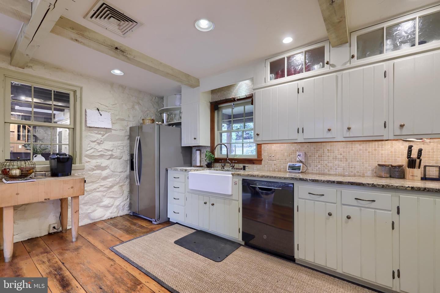 Reading, Pennsylvania, 19606, United States, 5 Bedrooms Bedrooms, ,4 BathroomsBathrooms,Residential,Active,2045028