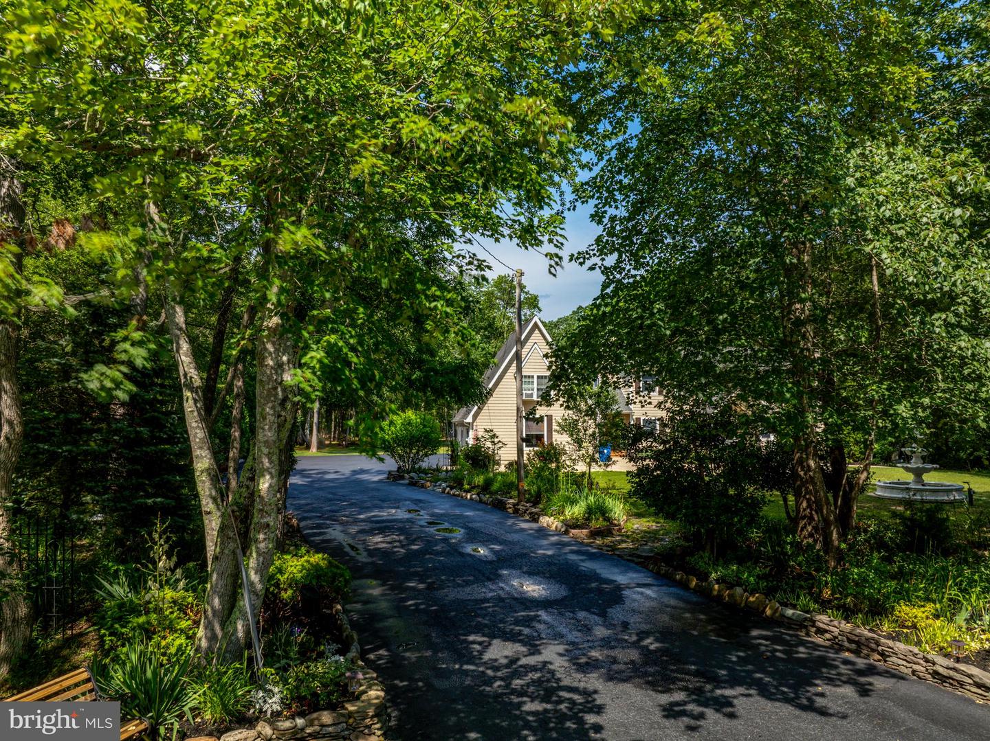 Manahawkin, New Jersey, 08050, United States, 4 Bedrooms Bedrooms, ,3 BathroomsBathrooms,Residential,Active,1879973