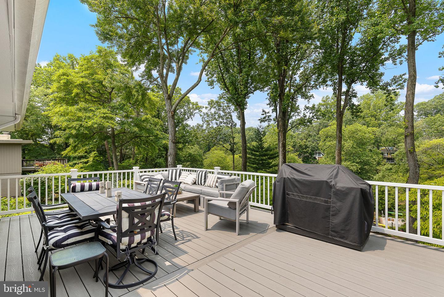Falls Church, Virginia, 22041, United States, ,3 BathroomsBathrooms,Residential,Active,1843858