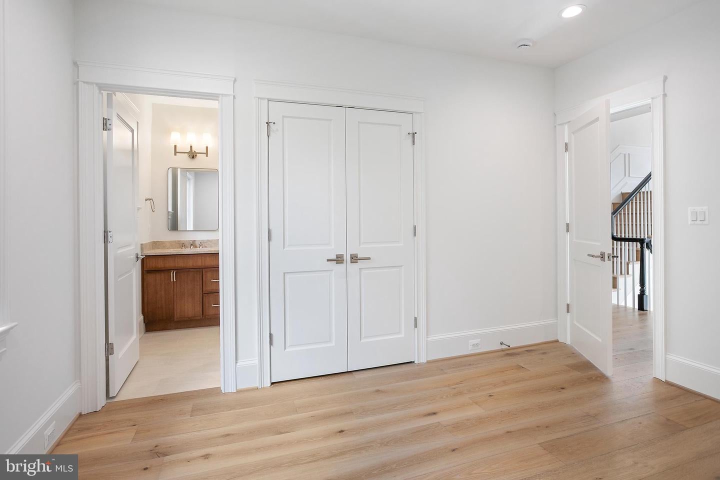 Arlington, Virginia, 22201, United States, 7 Bedrooms Bedrooms, ,8 BathroomsBathrooms,Residential,Active,1944105