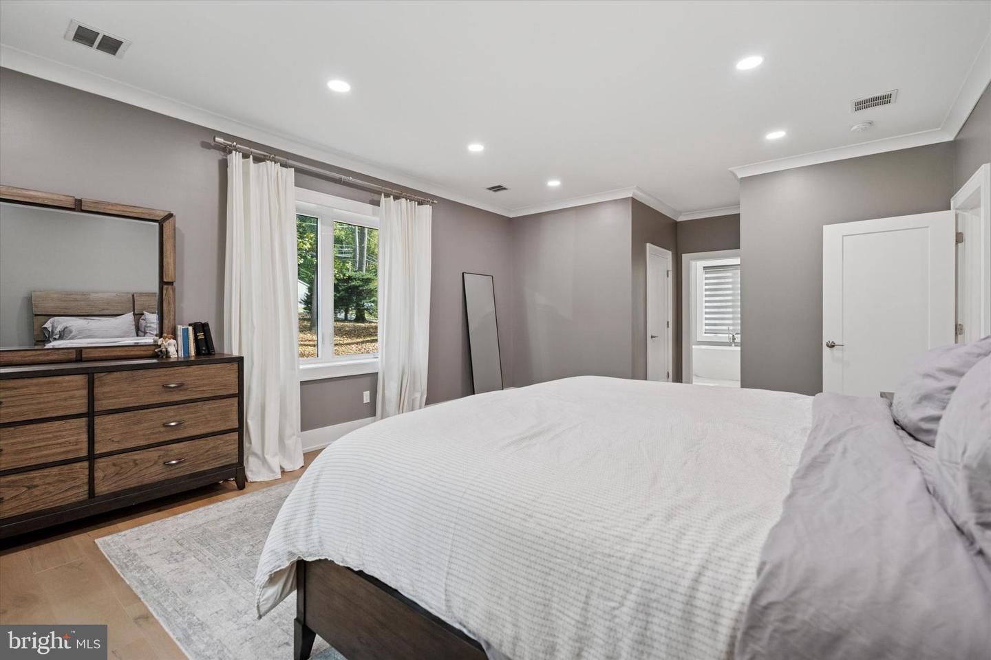 Newtown Square, Pennsylvania, 19073, United States, 4 Bedrooms Bedrooms, ,4 BathroomsBathrooms,Residential,Active,1959509