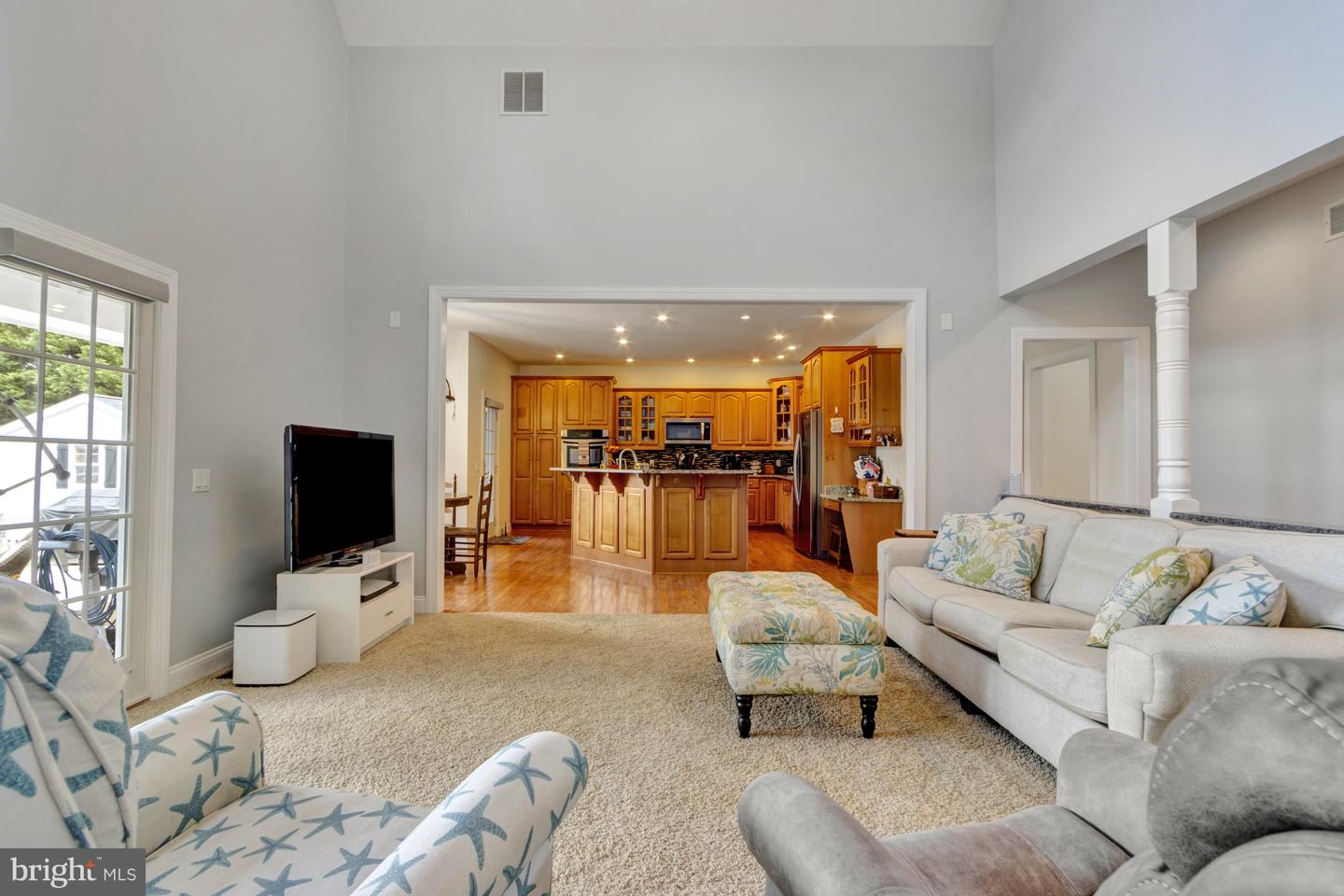 Milton, Delaware, 19968, United States, 4 Bedrooms Bedrooms, ,5 BathroomsBathrooms,Residential,Active,1941147