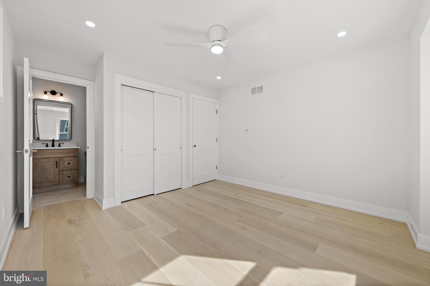 Long Beach Township, New Jersey, 08008, United States, 6 Bedrooms Bedrooms, ,6 BathroomsBathrooms,Residential,Active,1927658