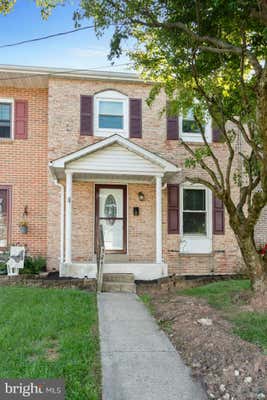 524 DOTTS ST, PENNSBURG, PA 18073 - Image 1