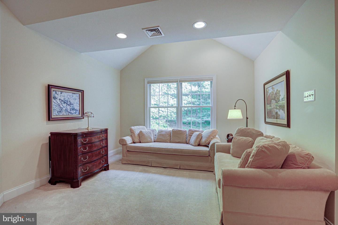 Kennett Square, Pennsylvania, 19348, United States, 5 Bedrooms Bedrooms, ,5 BathroomsBathrooms,Residential,Active,1806597