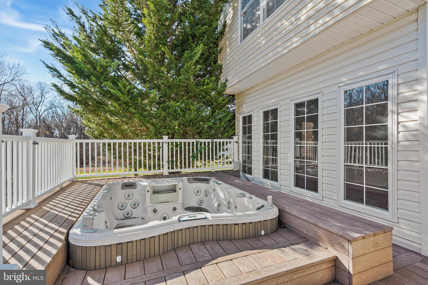 Pennington, New Jersey, 08534, United States, 4 Bedrooms Bedrooms, ,5 BathroomsBathrooms,Residential,Active,1999934