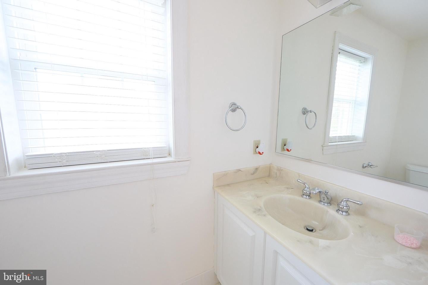 Blue Bell, Pennsylvania, 19422, United States, 4 Bedrooms Bedrooms, ,6 BathroomsBathrooms,Residential,Active,2008012