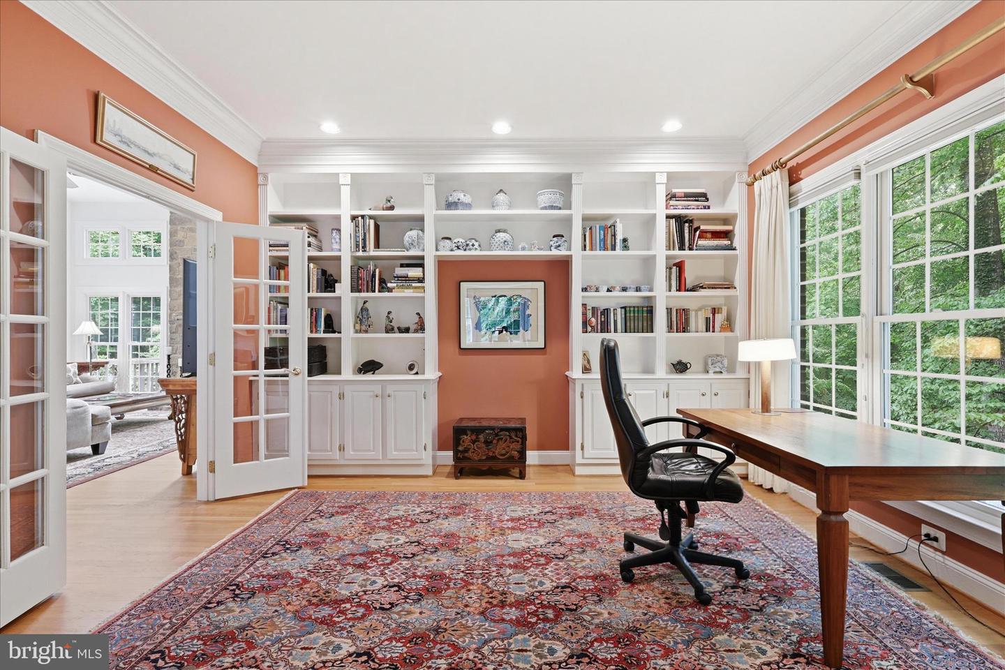 Oakton, Virginia, 22124, United States, 5 Bedrooms Bedrooms, ,5 BathroomsBathrooms,Residential,Pending,2045766
