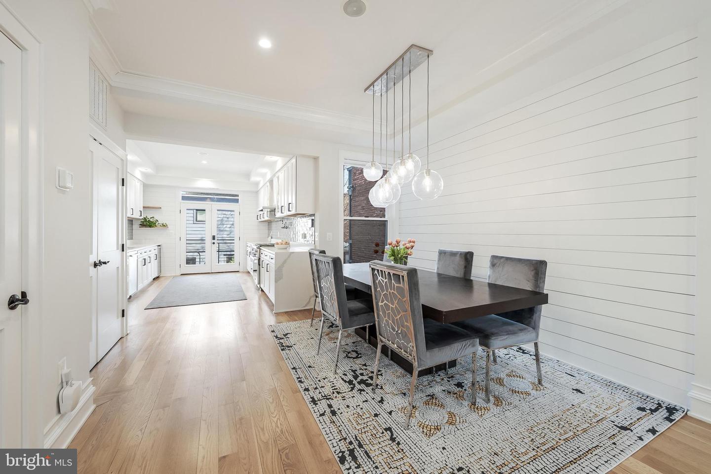 Washington, District Of Columbia, 20002, United States, ,Residential,Active,2038616