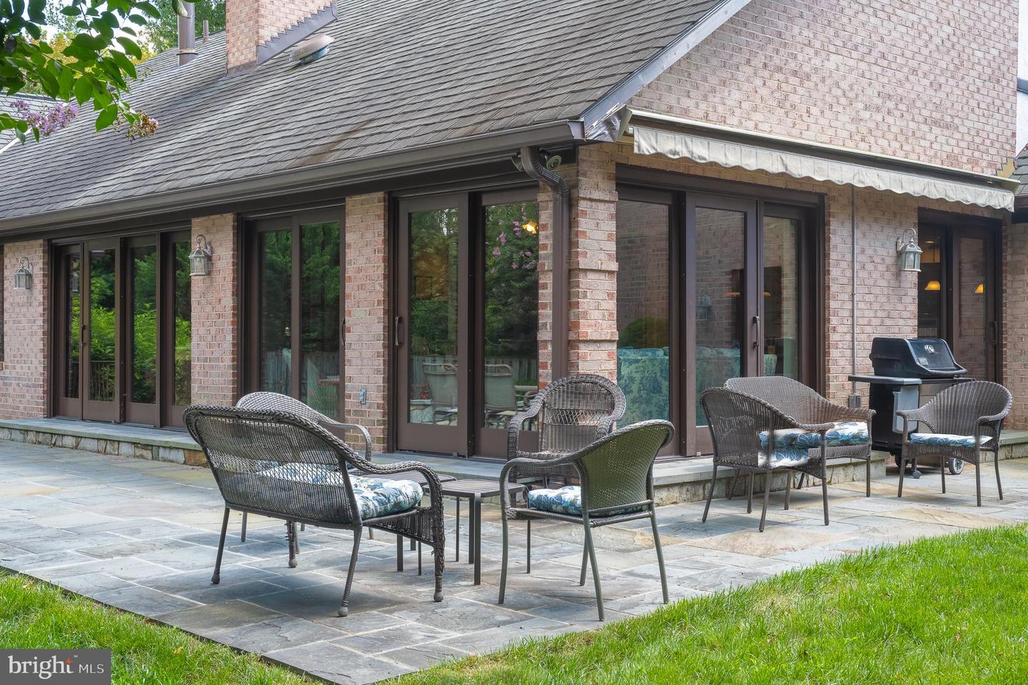 Potomac, Maryland, 20854, United States, 5 Bedrooms Bedrooms, ,6 BathroomsBathrooms,Residential,Active,1988488