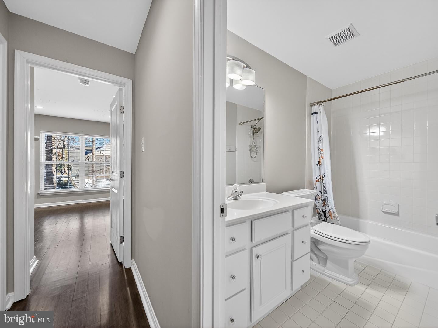 Bethesda, Maryland, 20817, United States, 4 Bedrooms Bedrooms, ,4 BathroomsBathrooms,Residential,Contingent,2006852