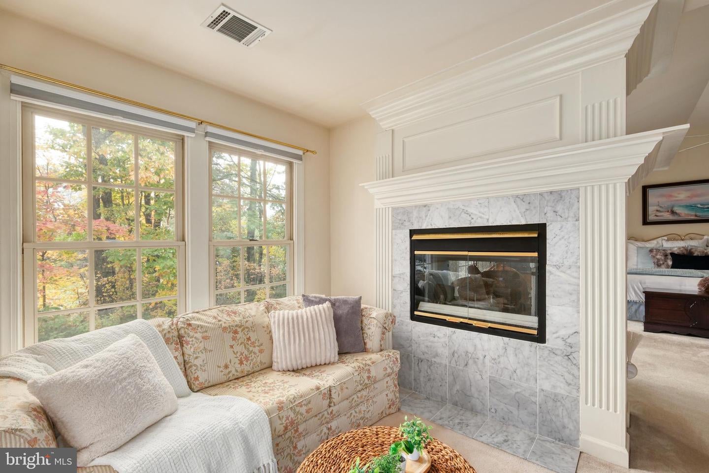 Fairfax Station, Virginia, 22039, United States, 4 Bedrooms Bedrooms, ,4 BathroomsBathrooms,Residential,Active,1988427