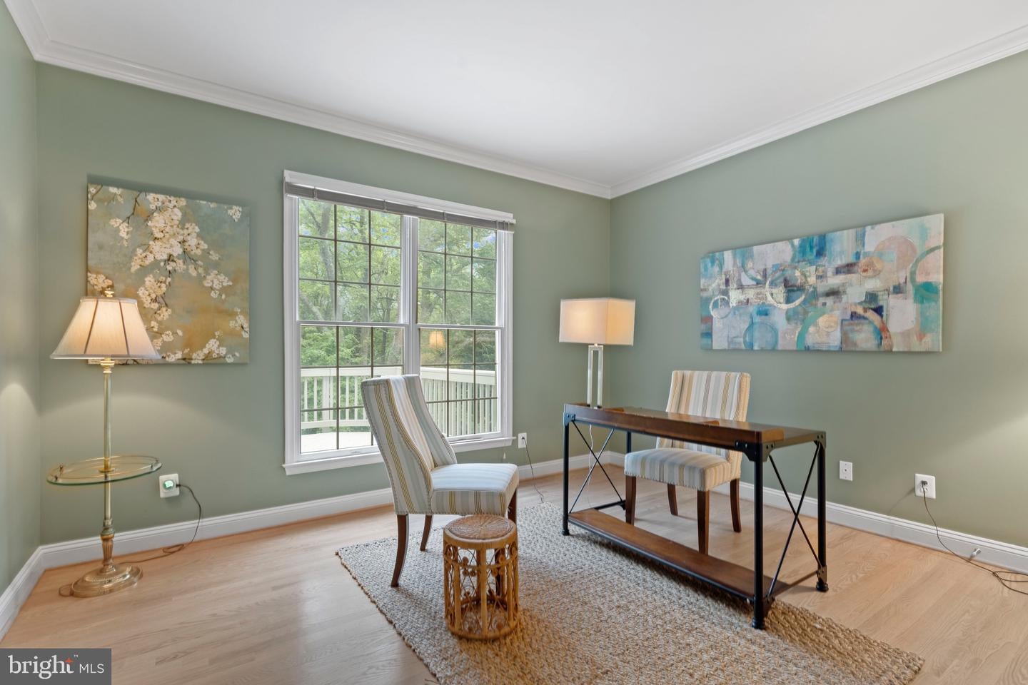 Oakton, Virginia, 22124, United States, 5 Bedrooms Bedrooms, ,5 BathroomsBathrooms,Residential,Active,1926902