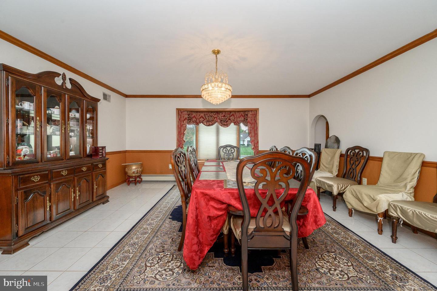 Monmouth Junction, New Jersey, 08852, United States, 5 Bedrooms Bedrooms, ,5 BathroomsBathrooms,Residential,Active,1987239