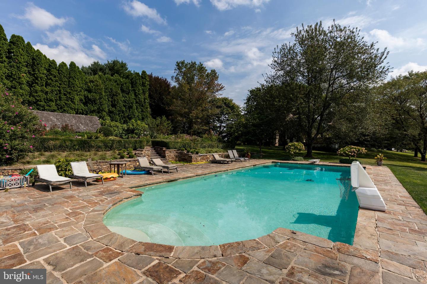 Kennett Square, Pennsylvania, 19348, United States, ,9 BathroomsBathrooms,Residential,Active,1704224