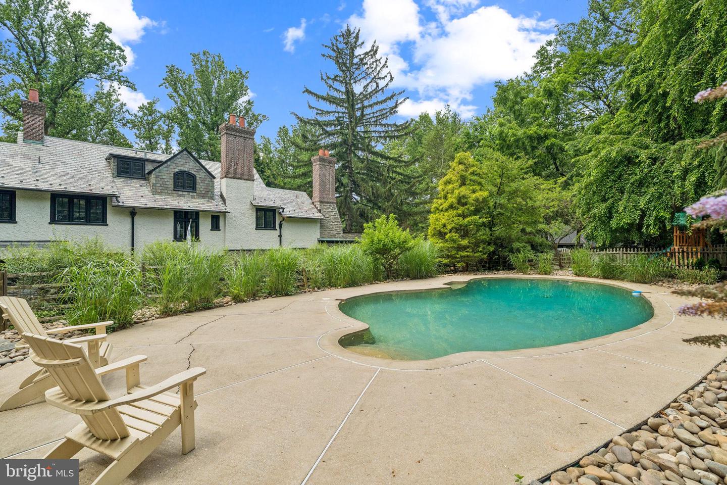 Wayne, Pennsylvania, 19087, United States, 4 Bedrooms Bedrooms, ,5 BathroomsBathrooms,Residential,Active,2003551