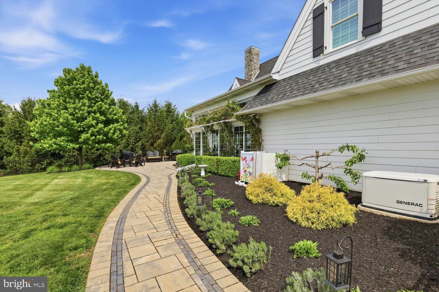 Lititz, Pennsylvania, 17543, United States, 4 Bedrooms Bedrooms, ,3 BathroomsBathrooms,Residential,Pending,2045746