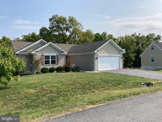 286 CREEKWOOD DR, GREENCASTLE, PA 17225 - Image 1