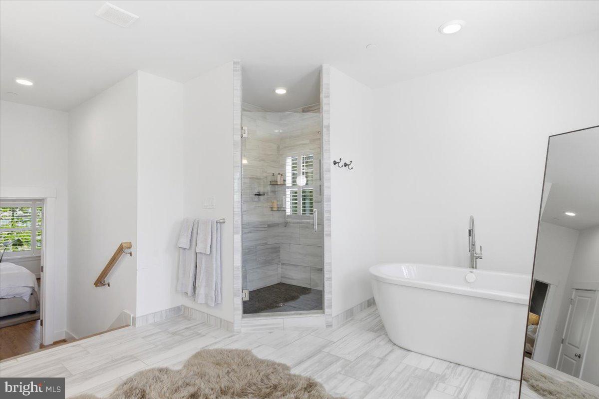 Gambrills, Maryland, 21054, United States, 5 Bedrooms Bedrooms, ,5 BathroomsBathrooms,Residential,Active,2044199