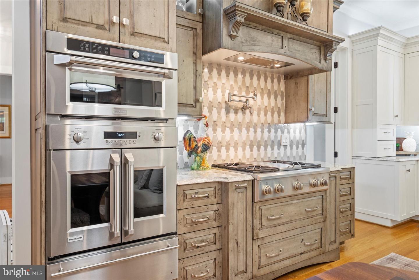 Middle River, Maryland, 21220, United States, 7 Bedrooms Bedrooms, ,7 BathroomsBathrooms,Residential,Active,1969646