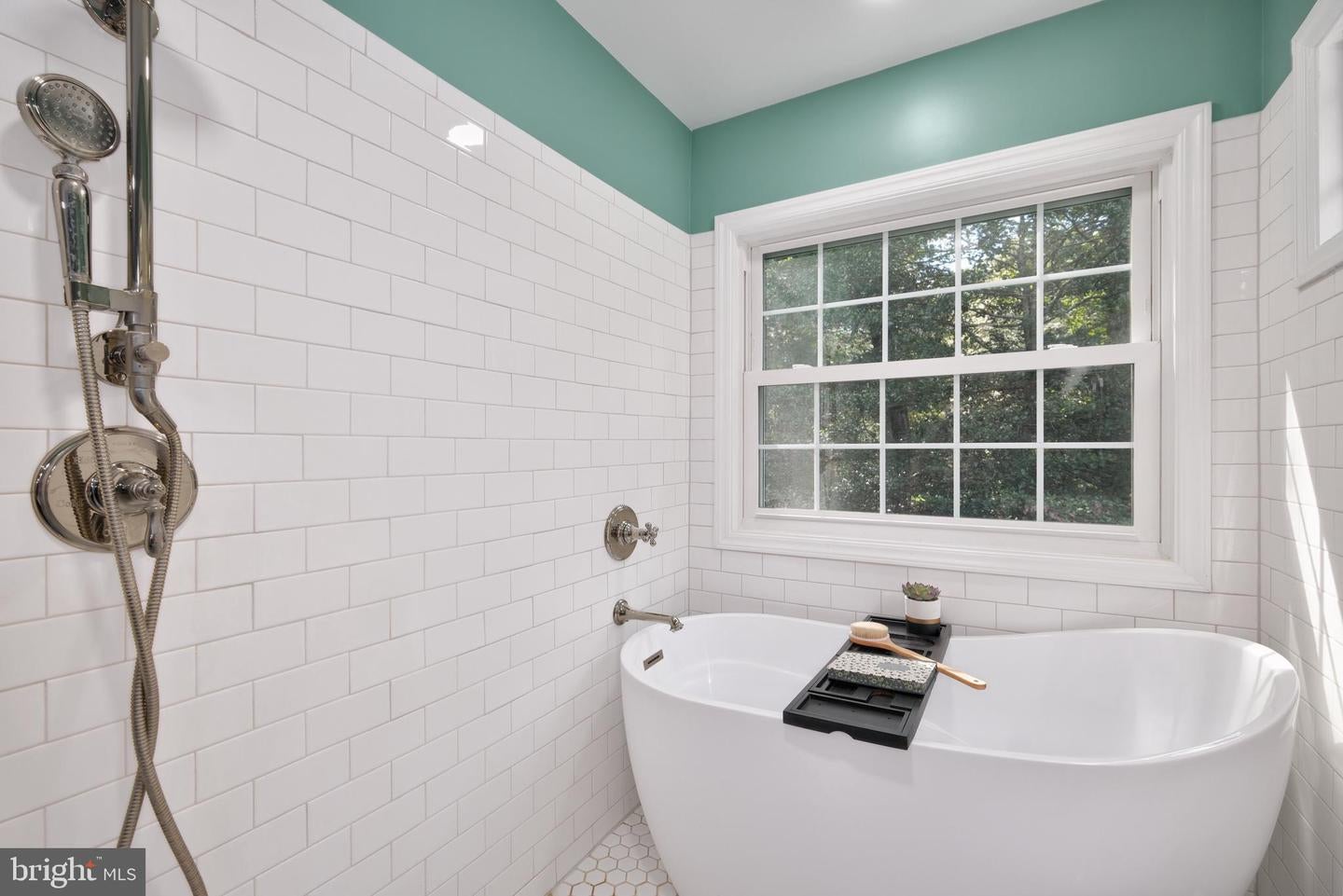 Fairfax Station, Virginia, 22039, United States, 4 Bedrooms Bedrooms, ,3 BathroomsBathrooms,Residential,Active,1936424