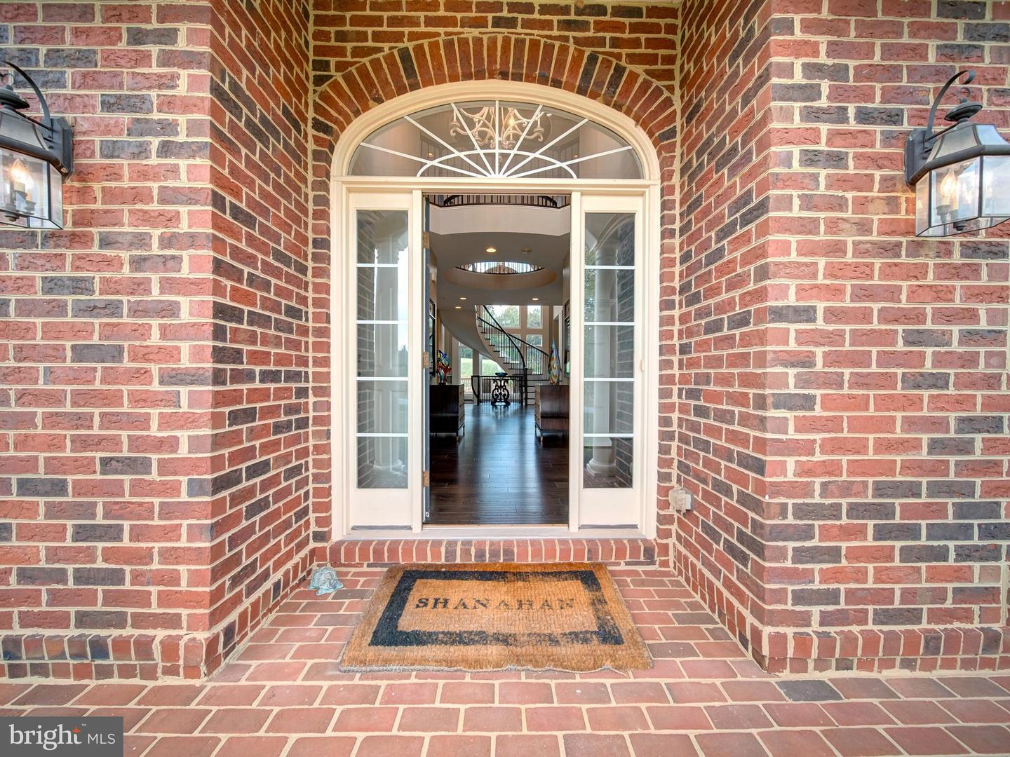 Leesburg, Virginia, 20175, United States, 5 Bedrooms Bedrooms, ,6 BathroomsBathrooms,Residential,Active,1987213