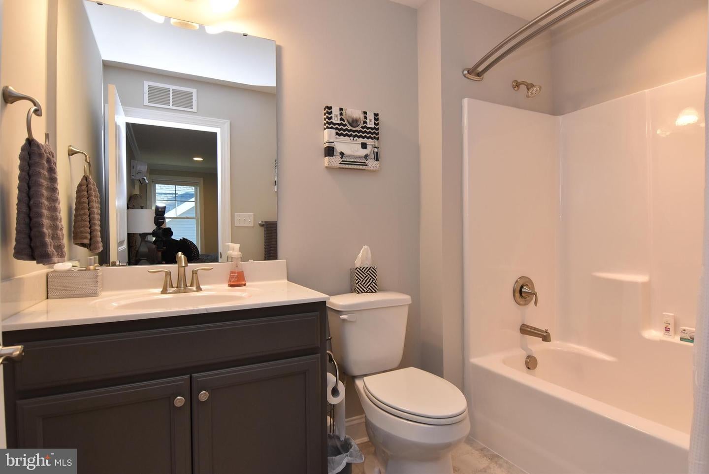 Rehoboth Beach, Delaware, 19971, United States, 5 Bedrooms Bedrooms, ,6 BathroomsBathrooms,Residential,Active,2007090